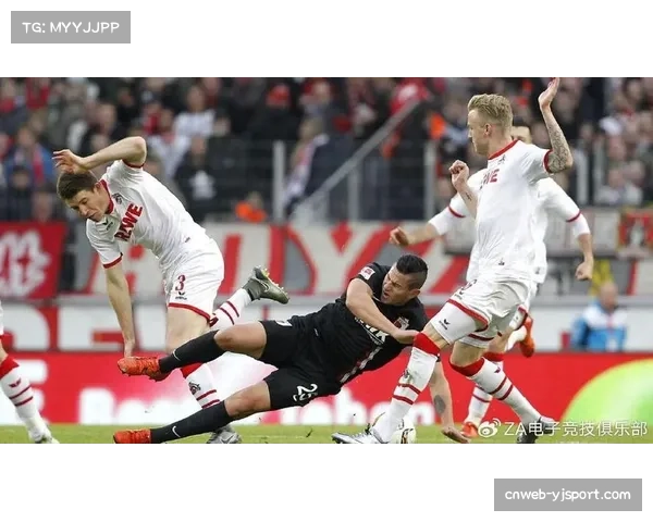 即时战报：沃尔夫斯堡开场闪电进球，1-0暂时领先科隆。